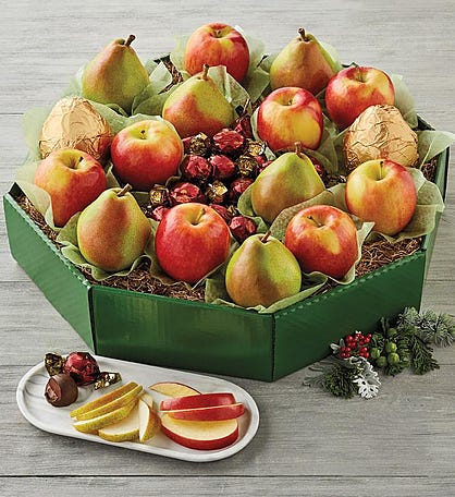 Pears and Apples Wreath 
